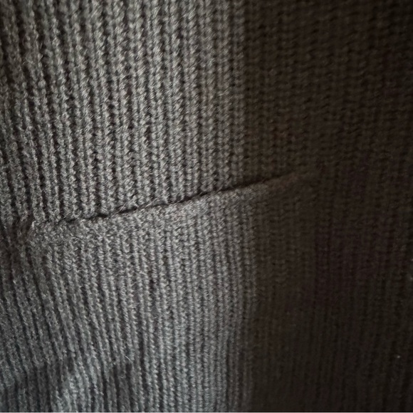 New Vince Green Cowl Neck Buttons Oversized Sweater size Small - Picture 5 of 11